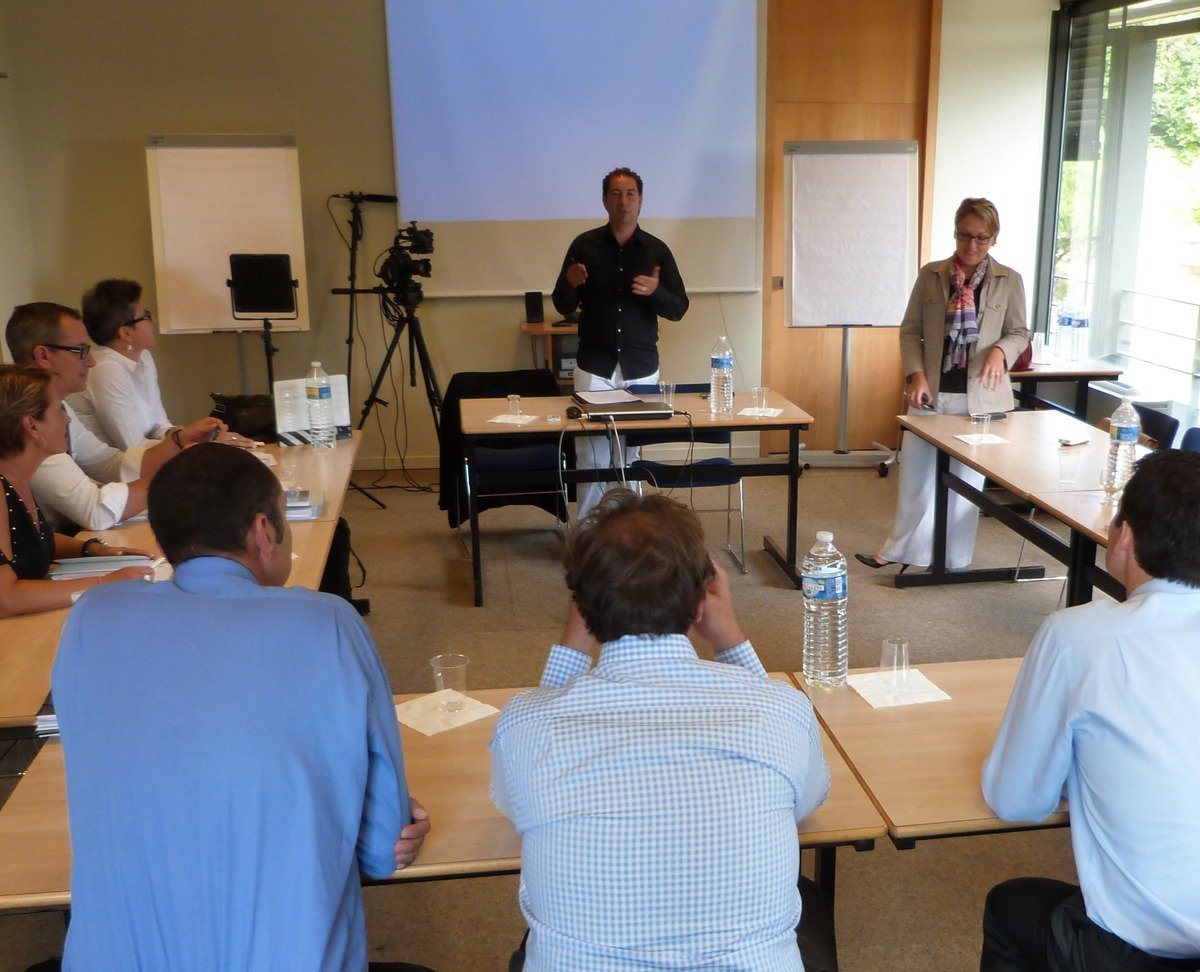 Animation d'événements d'entreprise en action